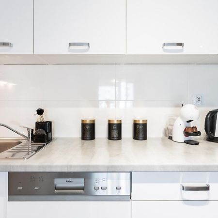 Urban Chic - Pereca - Rondo Onz - Luxury Warsaw Stays - 14 People المظهر الخارجي الصورة